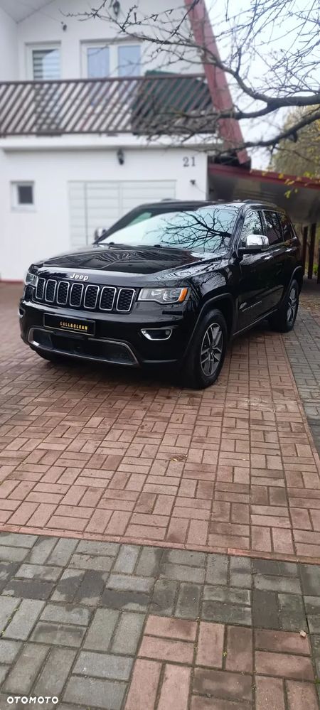 Jeep Grand Cherokee - 19