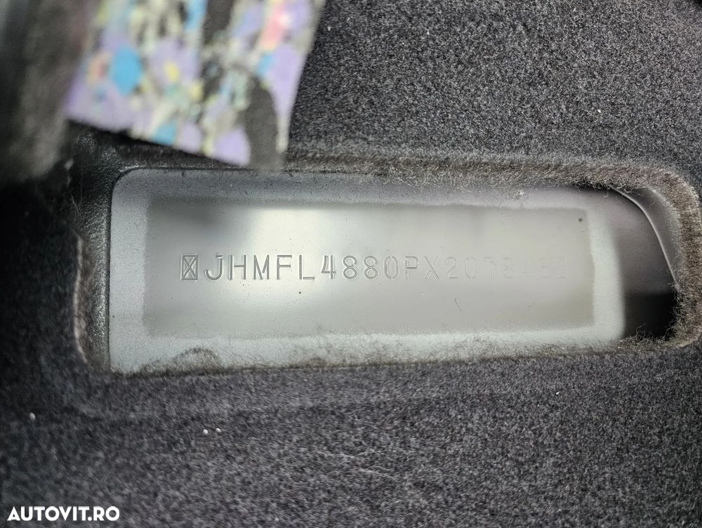 Honda Civic 2.0 e:HEV E-CVT Advance - 15