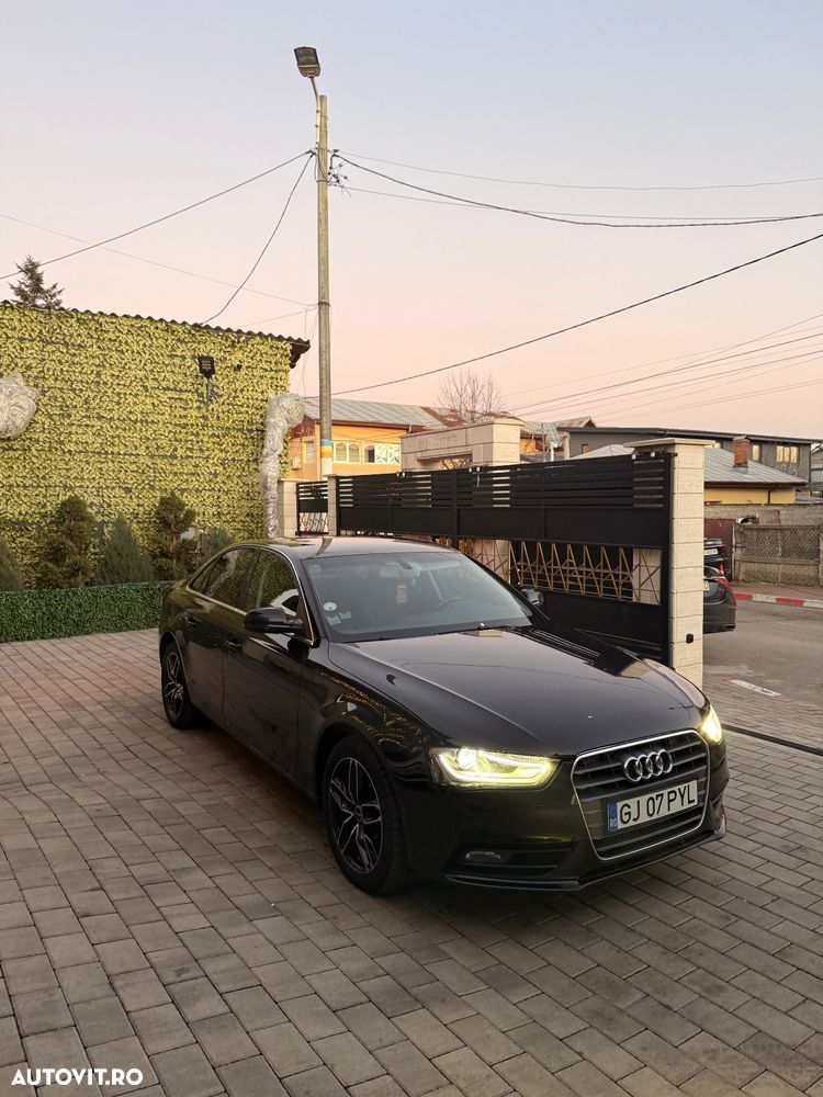 Audi A4 Avant 2.0 TDI quattro Stronic - 12