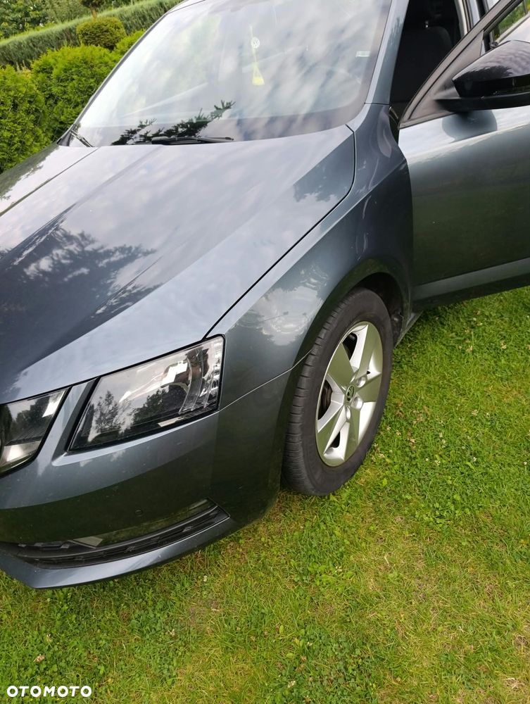 Skoda Octavia 1.5 TSI ACT Ambition - 2