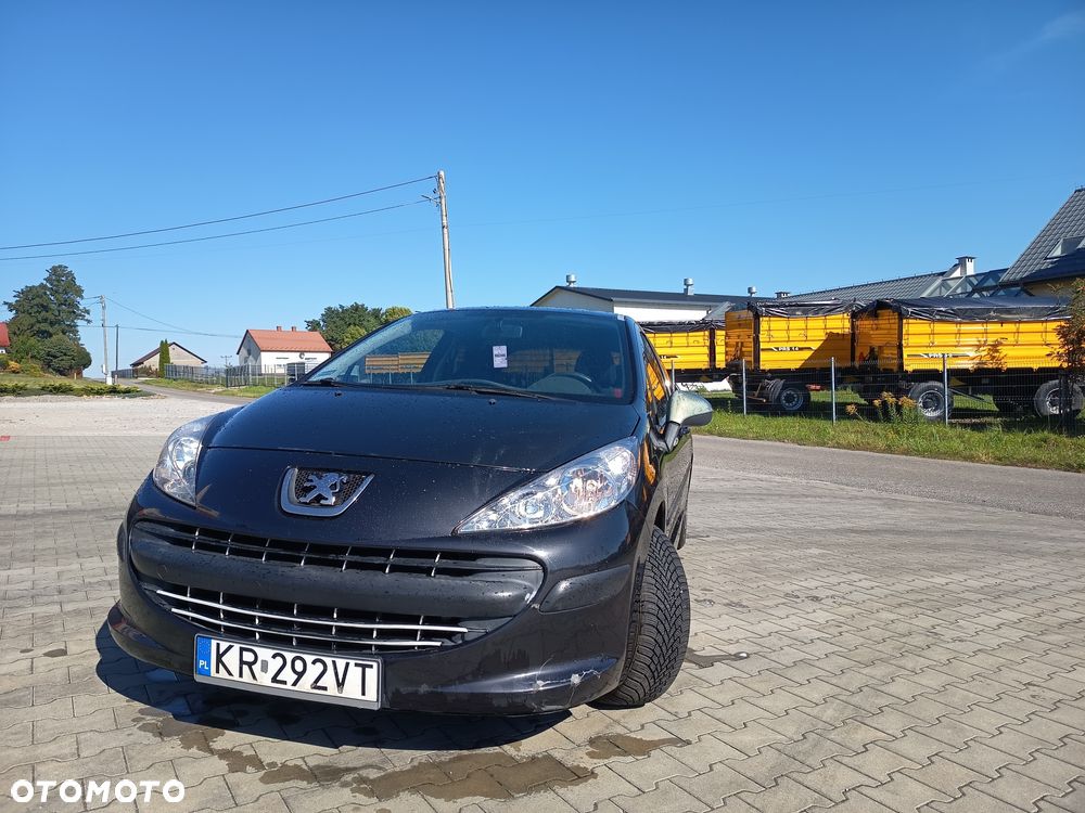 Peugeot 207 2006 photo 3