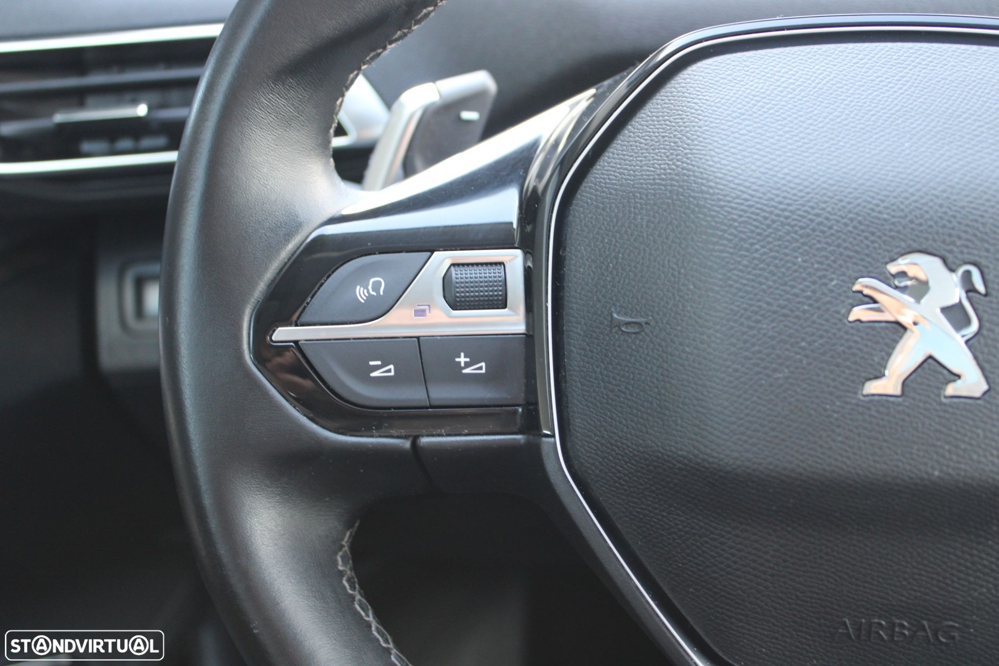 Peugeot 3008 1.2 PureTech Allure EAT8 - 12