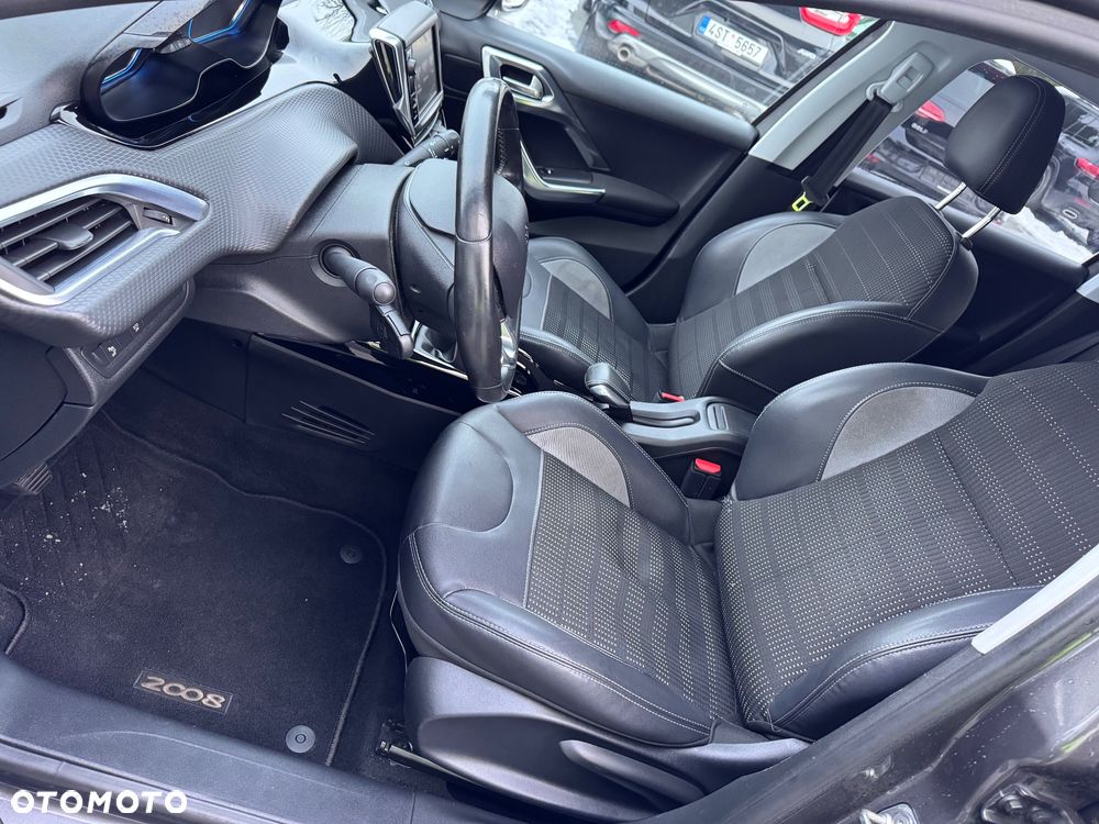 Peugeot 2008 1.6 BlueHDi Allure - 14