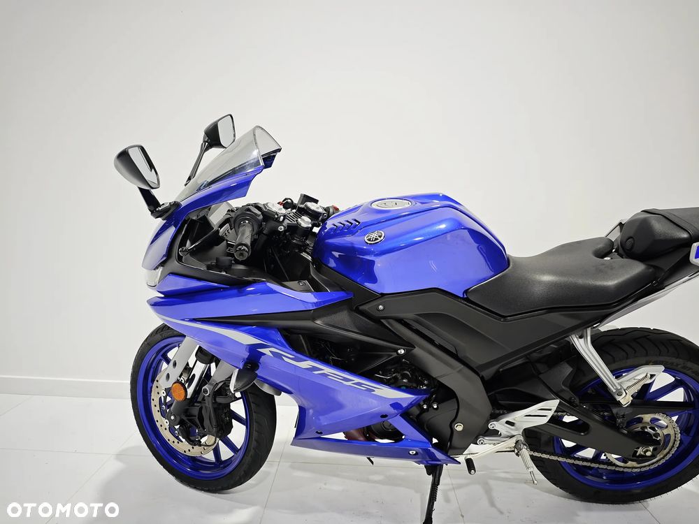 Yamaha YZF - 13