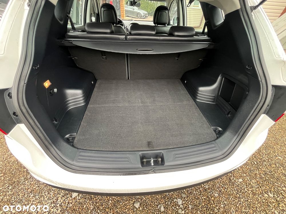 Hyundai ix35 1.6 2WD Fifa World Cup Edition - 38