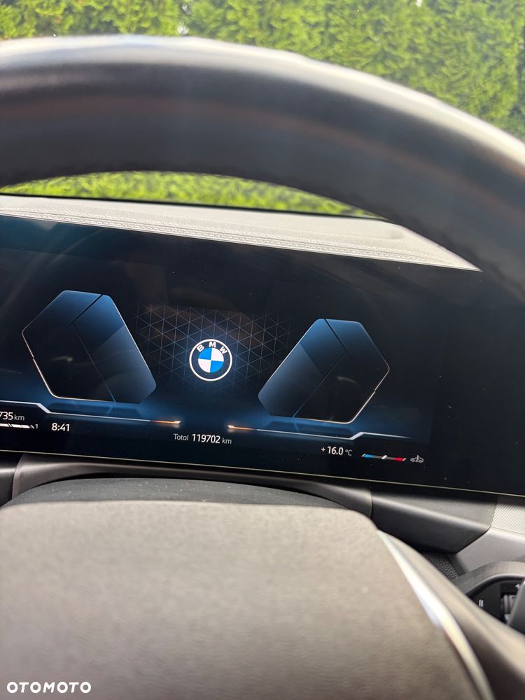 BMW Seria 3 318d mHEV - 10