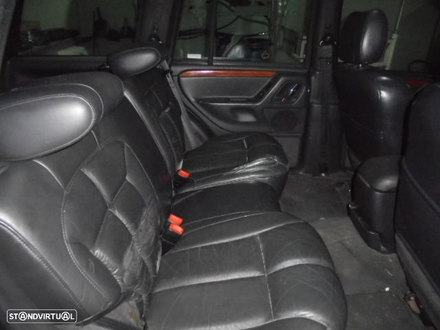 Carro MOT: EVA CXCVEL: 42RE 44RE 46RE JEEP GRAND CHEROKEE 2 1999 4.7I 225CV 5P PRETO GASOLINA - 5