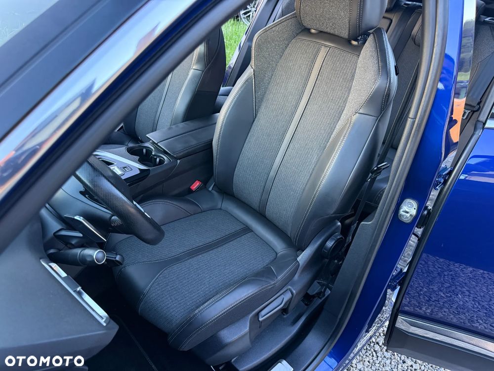 Peugeot 3008 e-HDi FAP 115 EGS6 Stop&Start Allure - 22