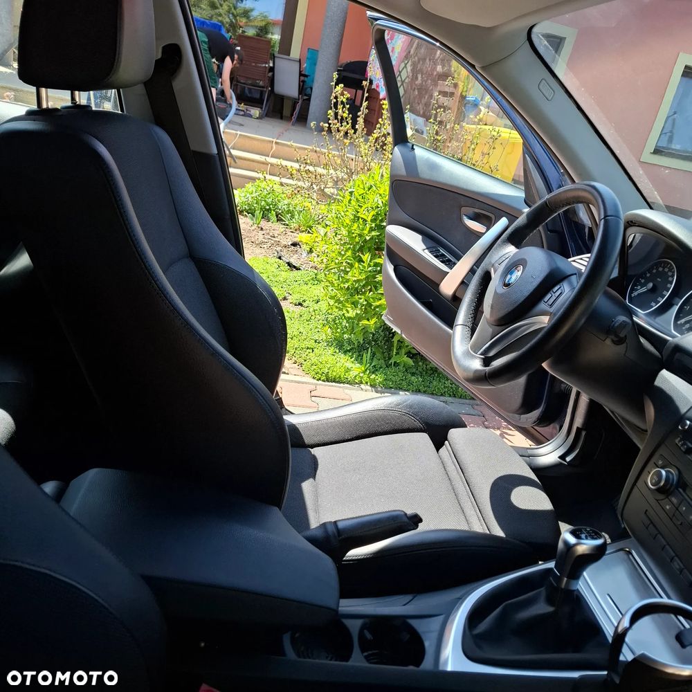 BMW Seria 1 - 15