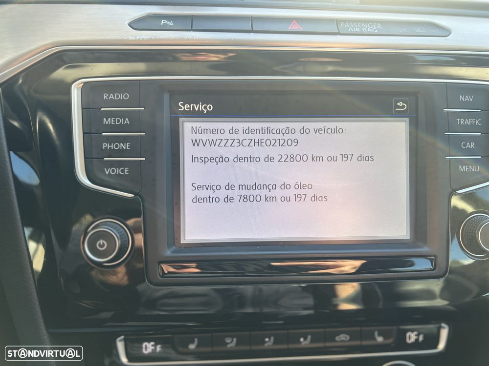 VW Passat Variant 2.0 TDi Highline DSG - 17