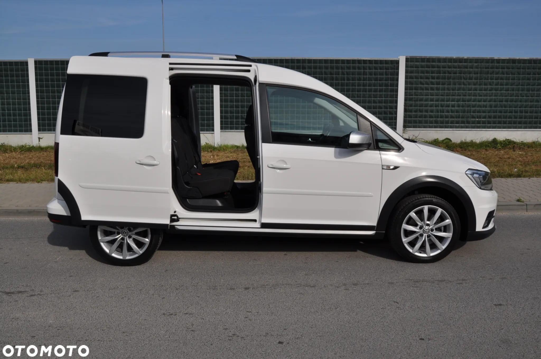 Volkswagen Caddy 2.0 TDI Alltrack 4Motion DSG - 37