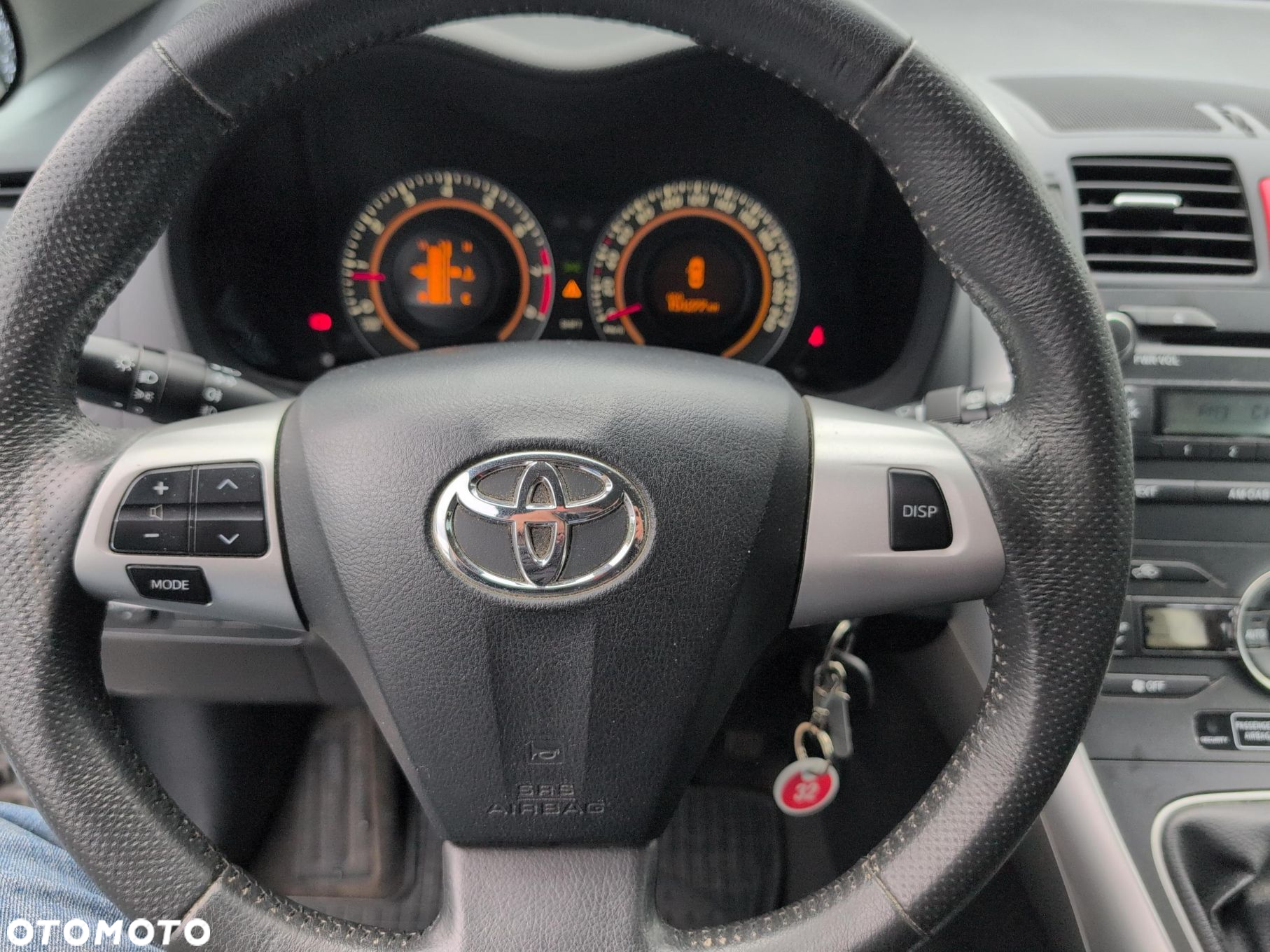 Toyota Auris 1.6 2010 - 16