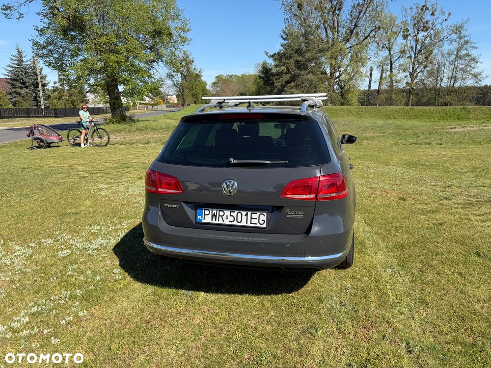 Volkswagen Passat 2.0 TDI Highline - 15