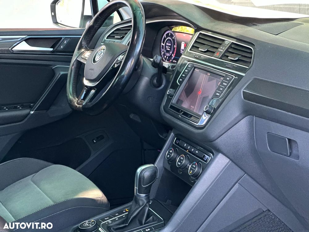 Volkswagen Tiguan - 9