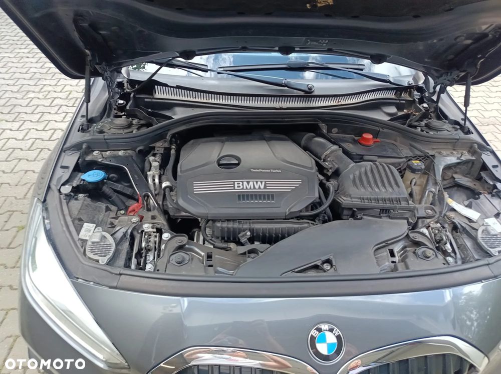 BMW Seria 1 118i - 4