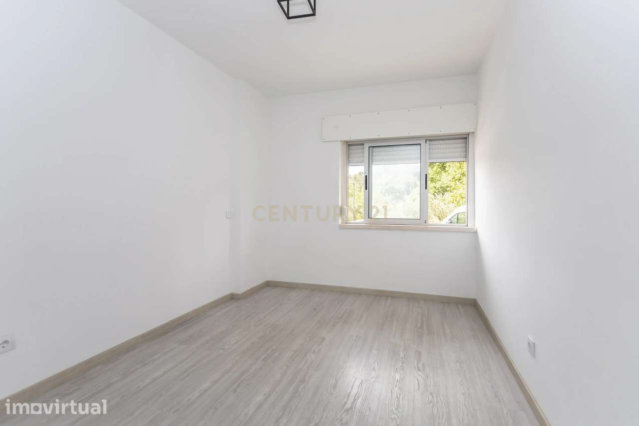 T2 Renovado em Agualva-Cacém – Excelente Oportunidade! - Grande imagem: 4/25