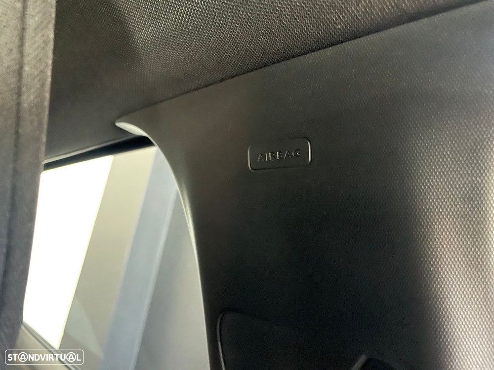 Peugeot 2008 1.5 BlueHDi Active Pack EAT8 - 26