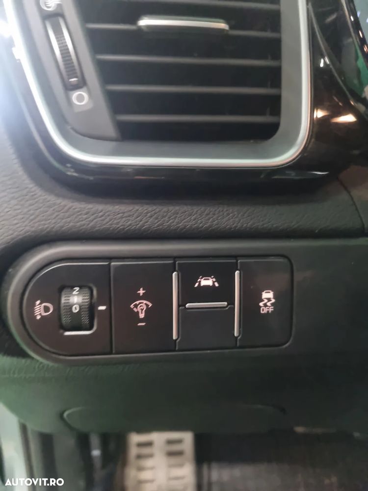 Kia Pro Ceed 1.6 DSL 7DCT HP GT Line - 16