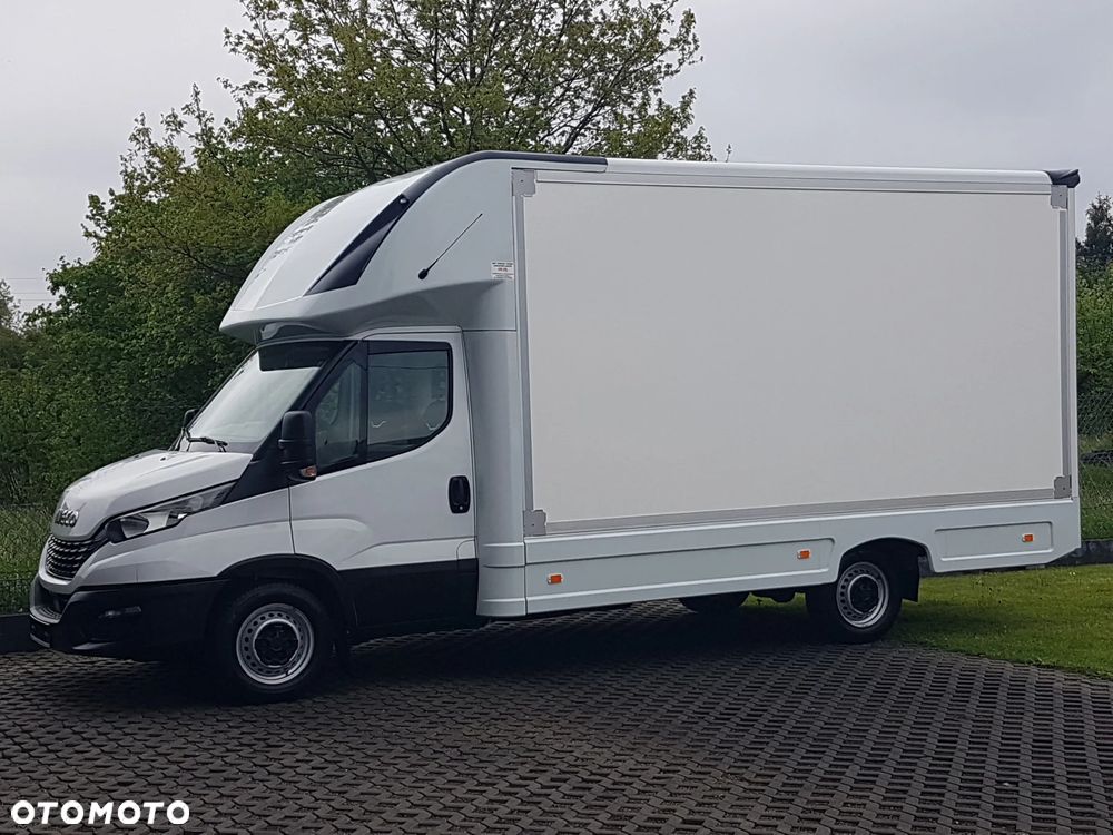 Iveco DAILY KONTENER NISKOPODŁOGOWY 4,44x2,23x2,42 SKLEP FOODTRUCK BAR KLIMA KONIOWÓZ KAMPER - 2