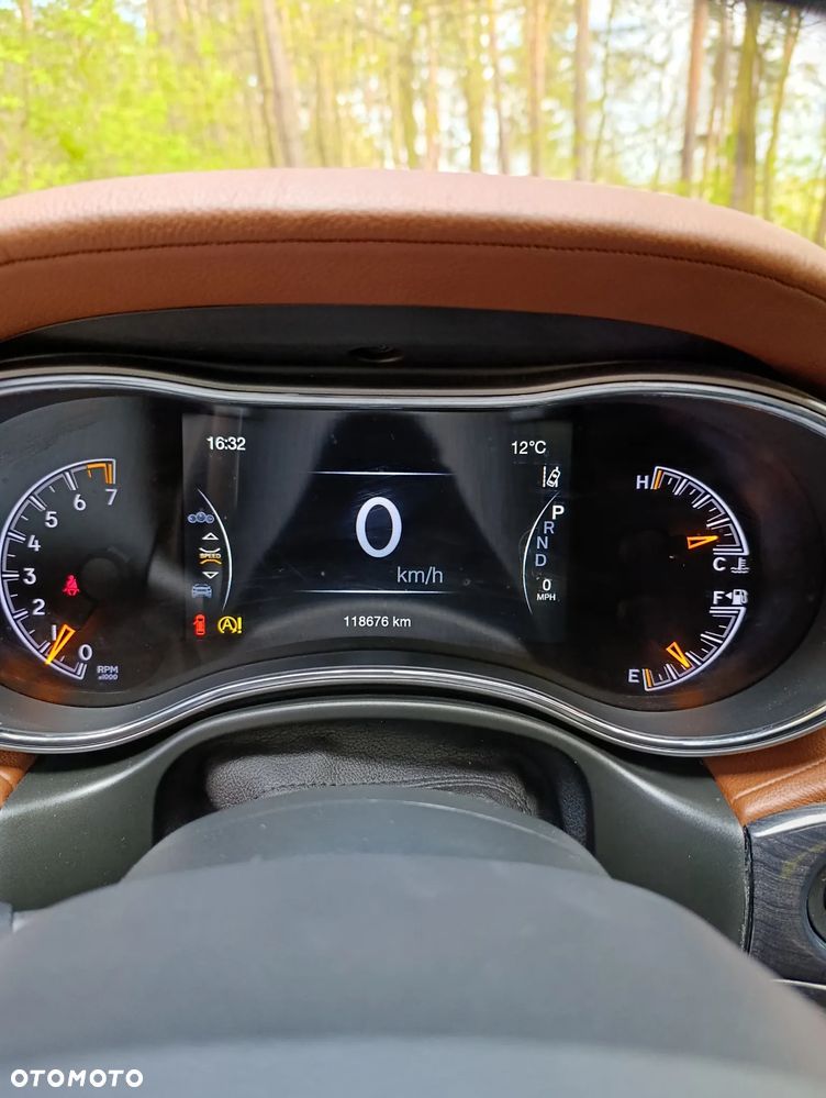 Jeep Grand Cherokee 3.6 V6 Overland - 35