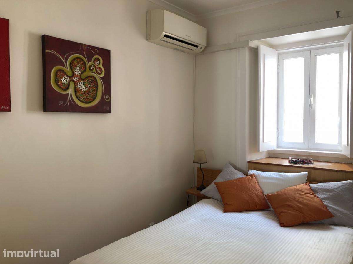 Apartamento com 1 quartos - localizado em Penha Lisbon - Grande imagem: 3/16