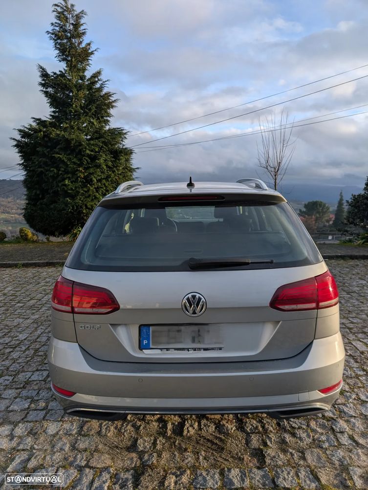 VW Golf Variant 1.6 TDi Confortline - 4