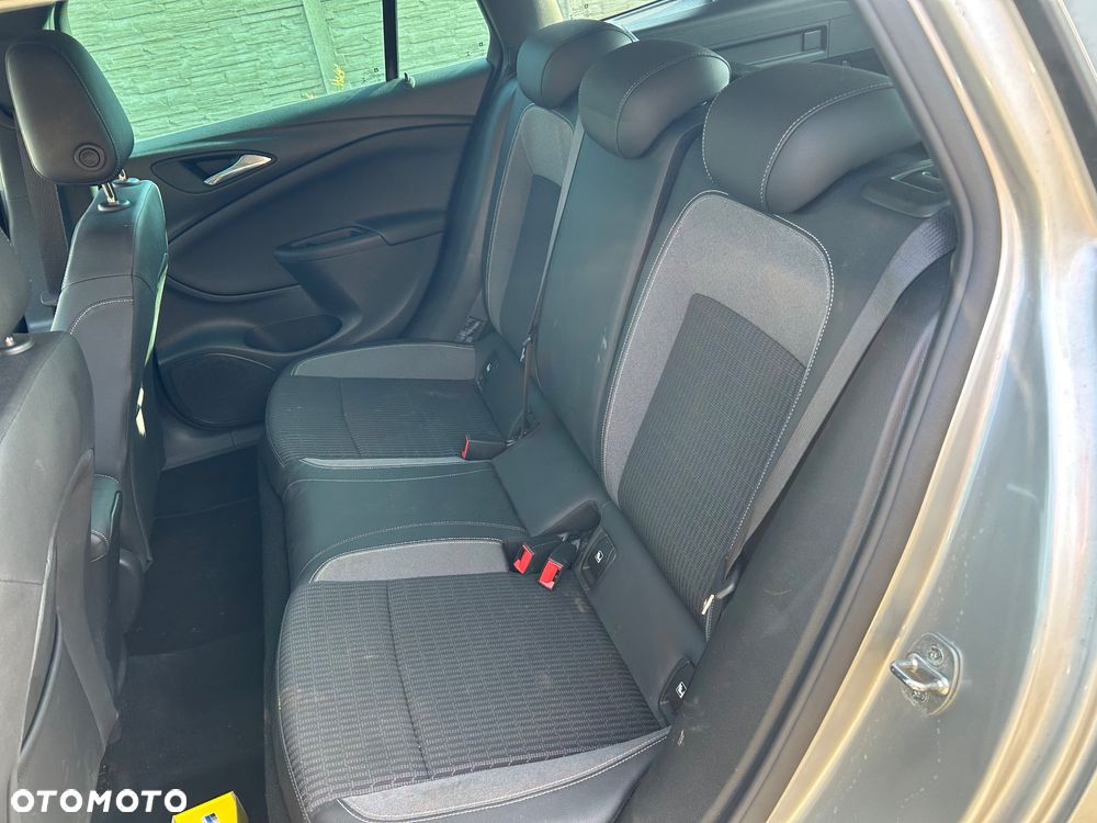 Opel Astra - 12