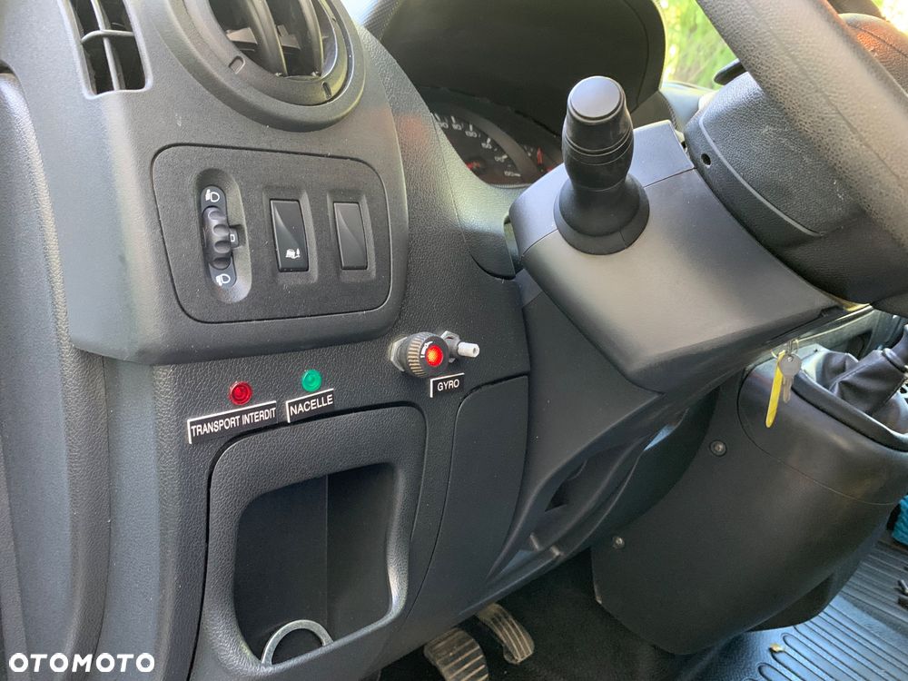 Renault Master - 18