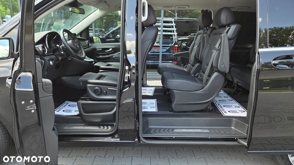 Mercedes-Benz Klasa V 250 d lang 9G-TRONIC Avantgarde - 15