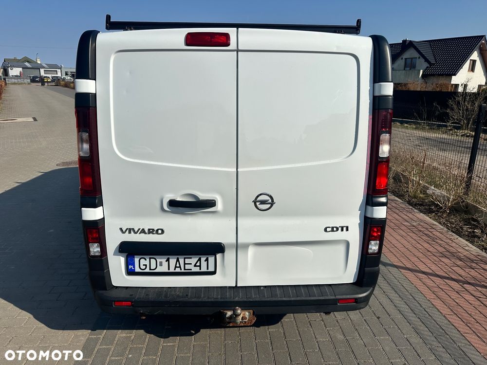 Opel Vivaro - 10