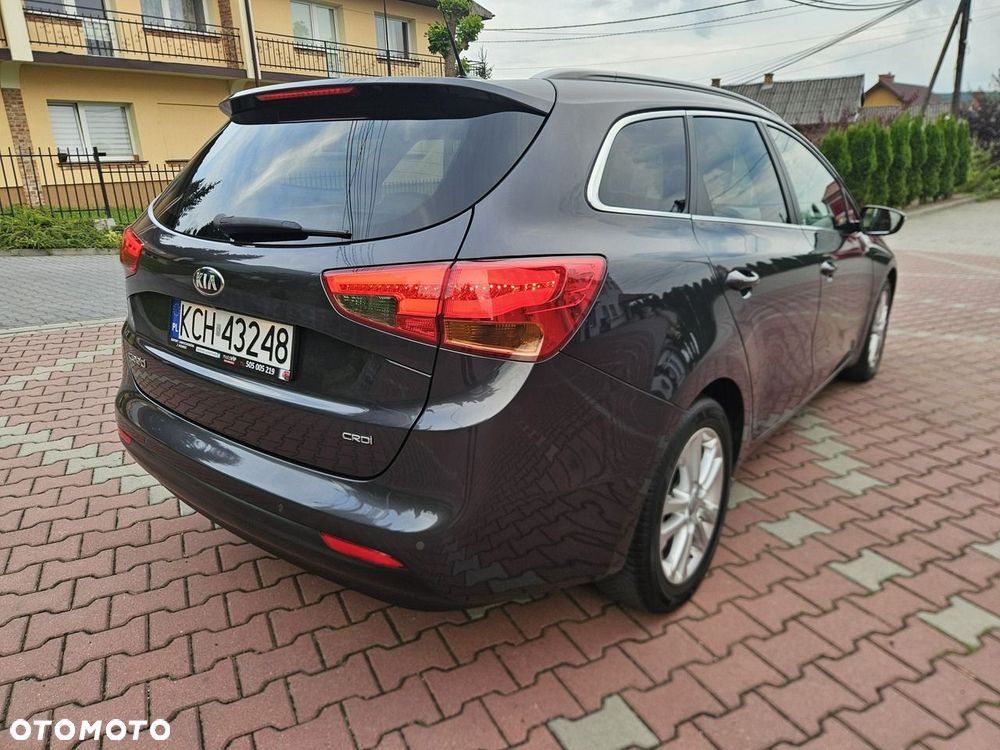 Kia Ceed 1.6 CRDi SCR L Business Line Plus - 8