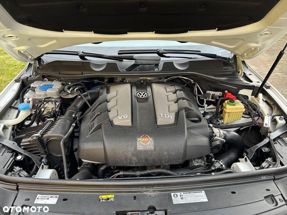 Volkswagen Touareg - 16