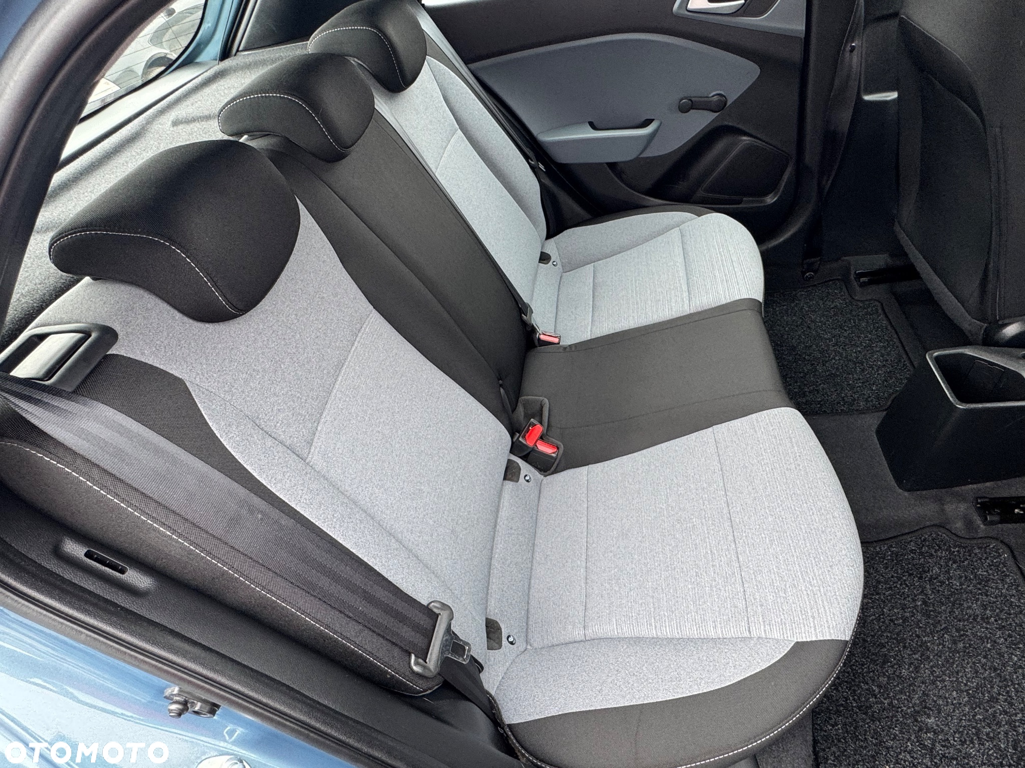 Hyundai i20 blue 1.2 Classic - 26