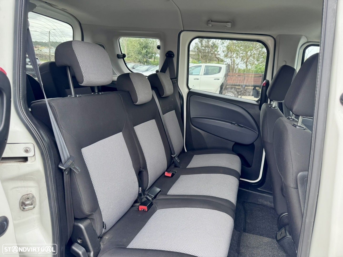 Fiat Doblo 1.3 M-Jet 7L Start&Stop - 18