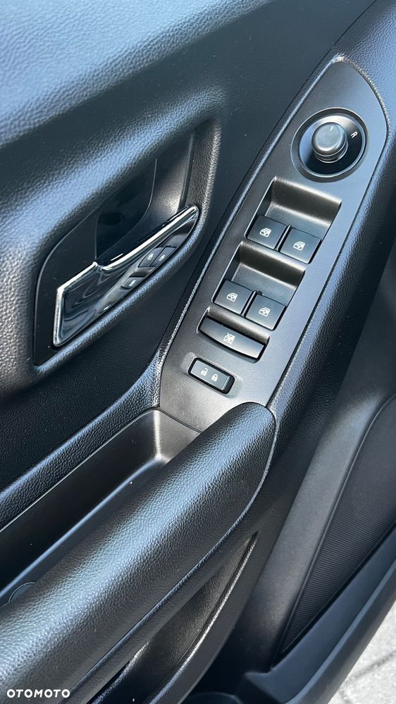 Chevrolet Trax 1.7 D LTZ - 26