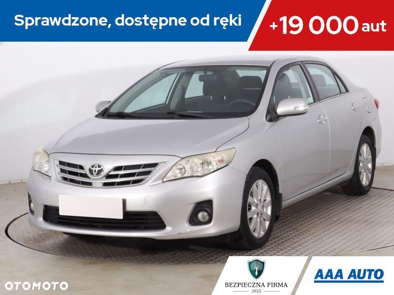 Toyota Corolla - 2