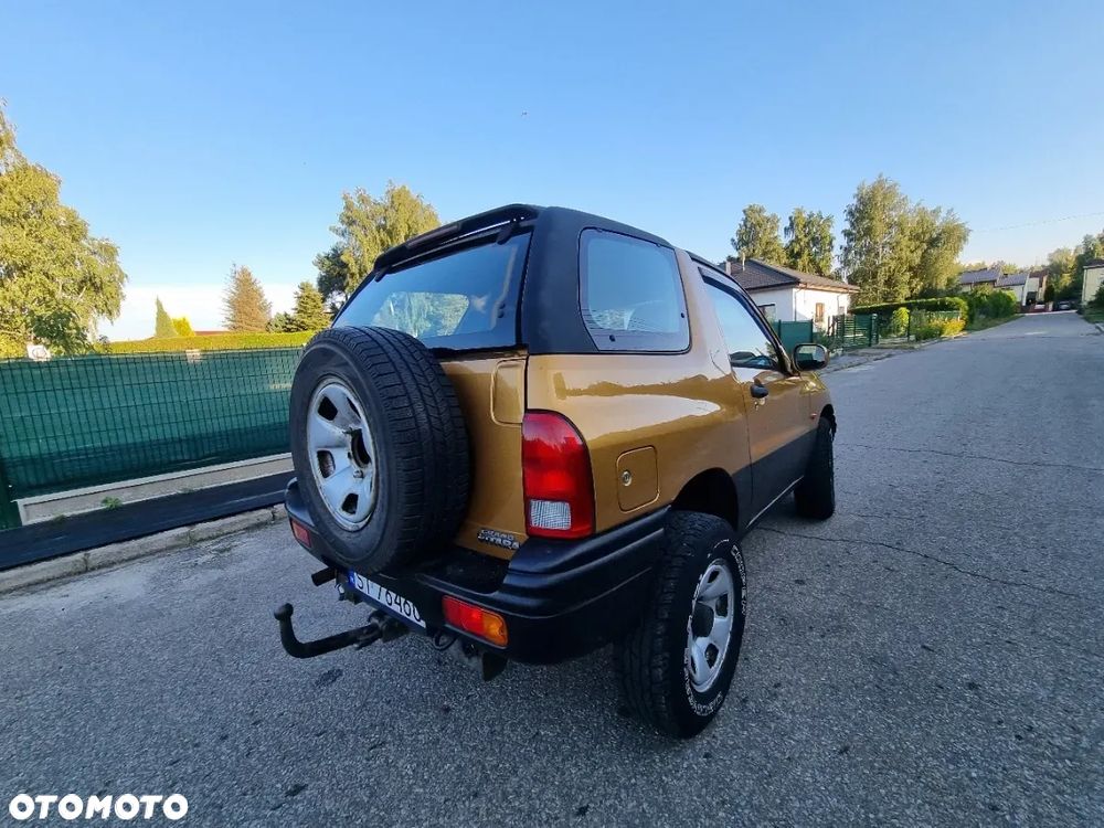 Suzuki Grand Vitara 2.0 - 3