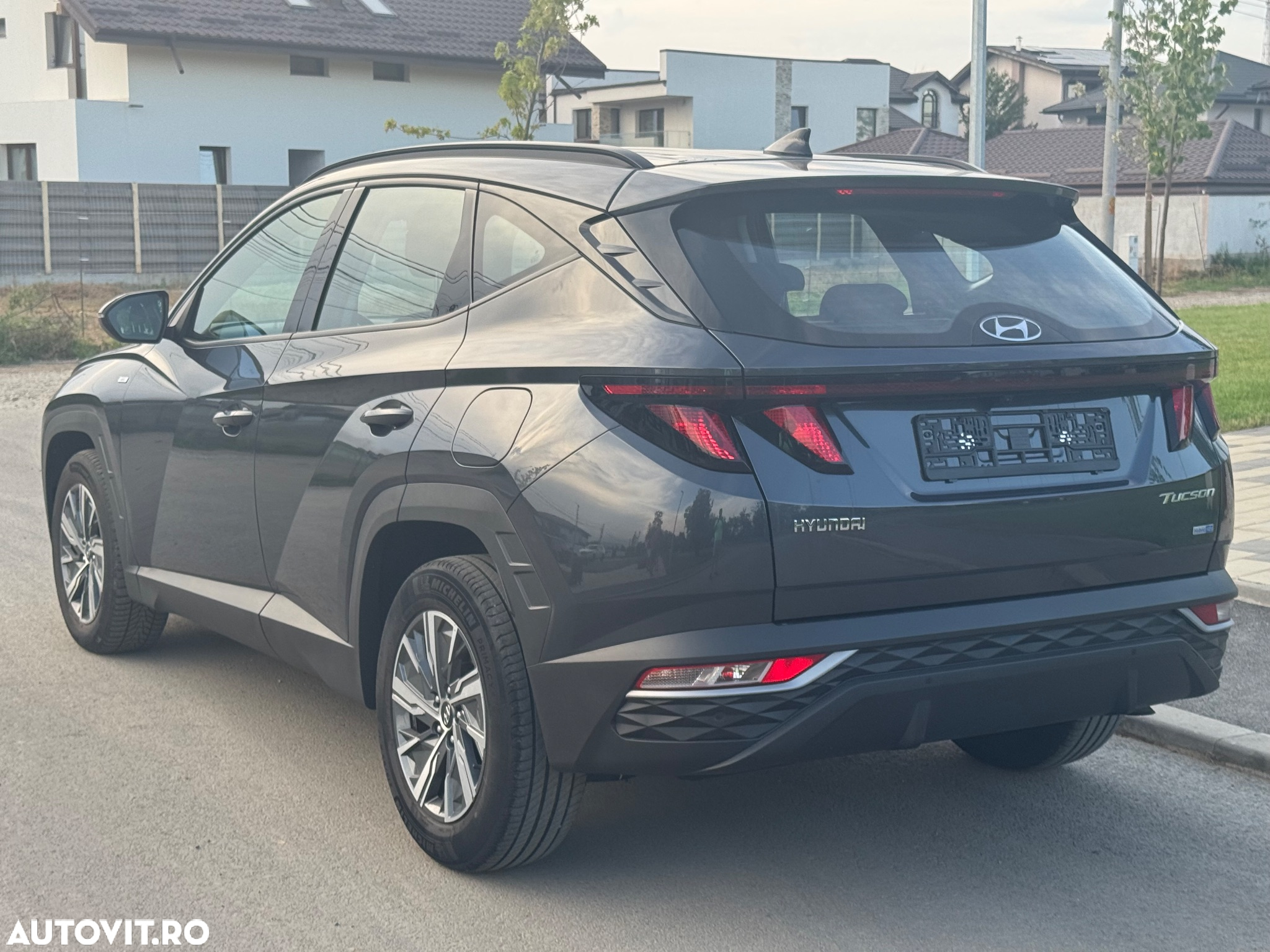 Hyundai Tucson 1.6 CRDi 48V-Hybrid 2WD DCT Trend - 8