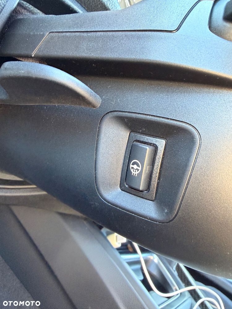 BMW Seria 3 318d M Sport EU6 - 19