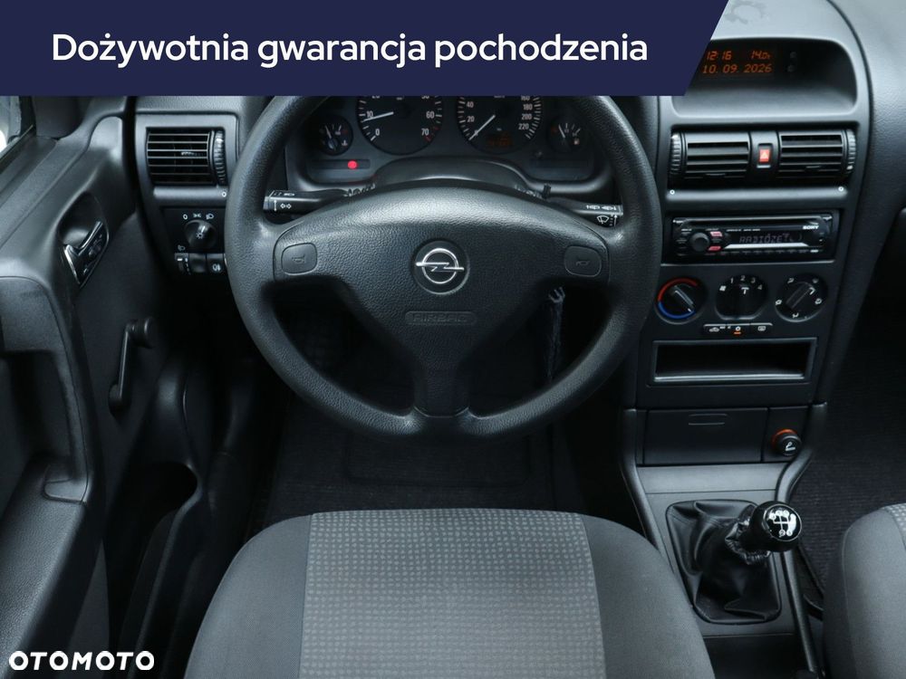 Opel Astra - 9