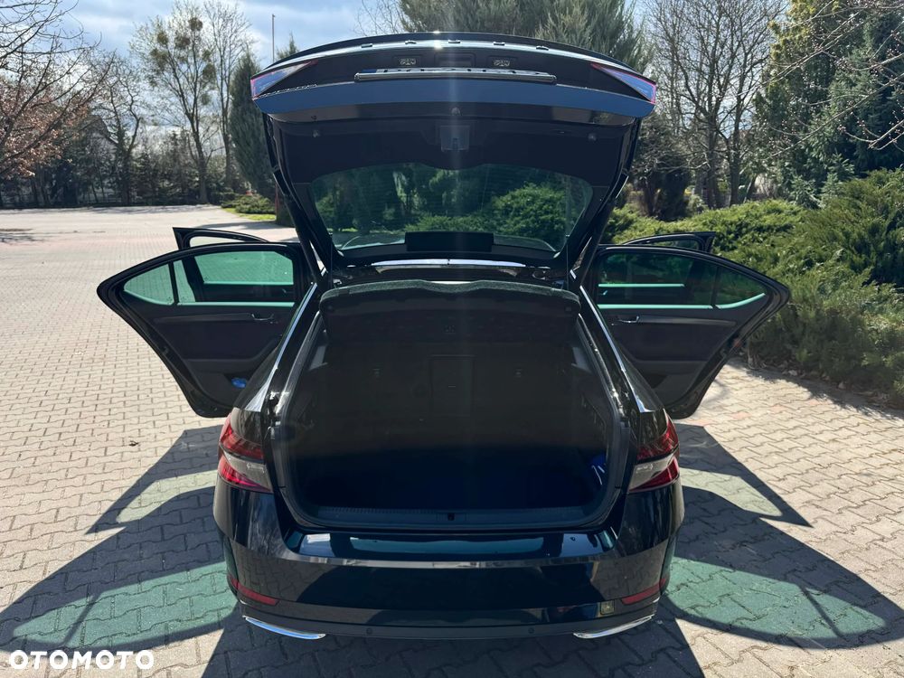 Skoda Superb 2.0 TDI SCR Sportline DSG - 12