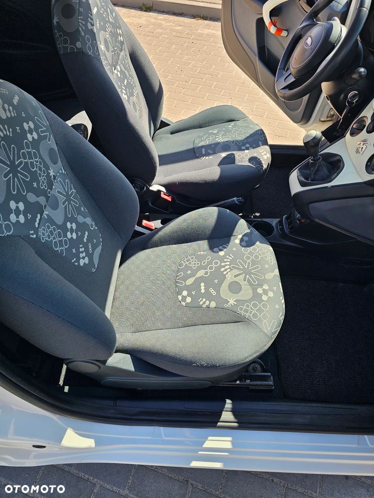 Ford KA 1.2 Concept - 15