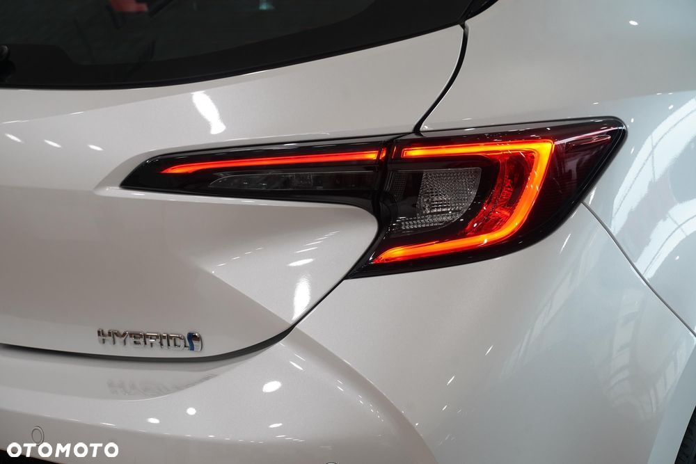 Toyota Corolla 1.8 Hybrid Comfort - 22