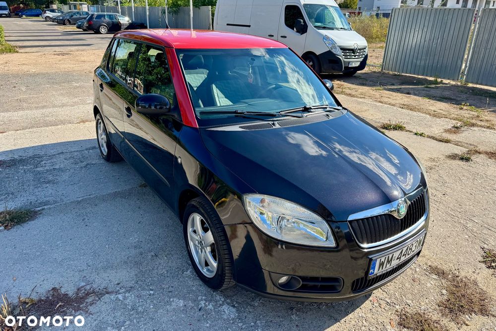 Skoda Fabia 1.2 HTP Cool Colour Edition - 10