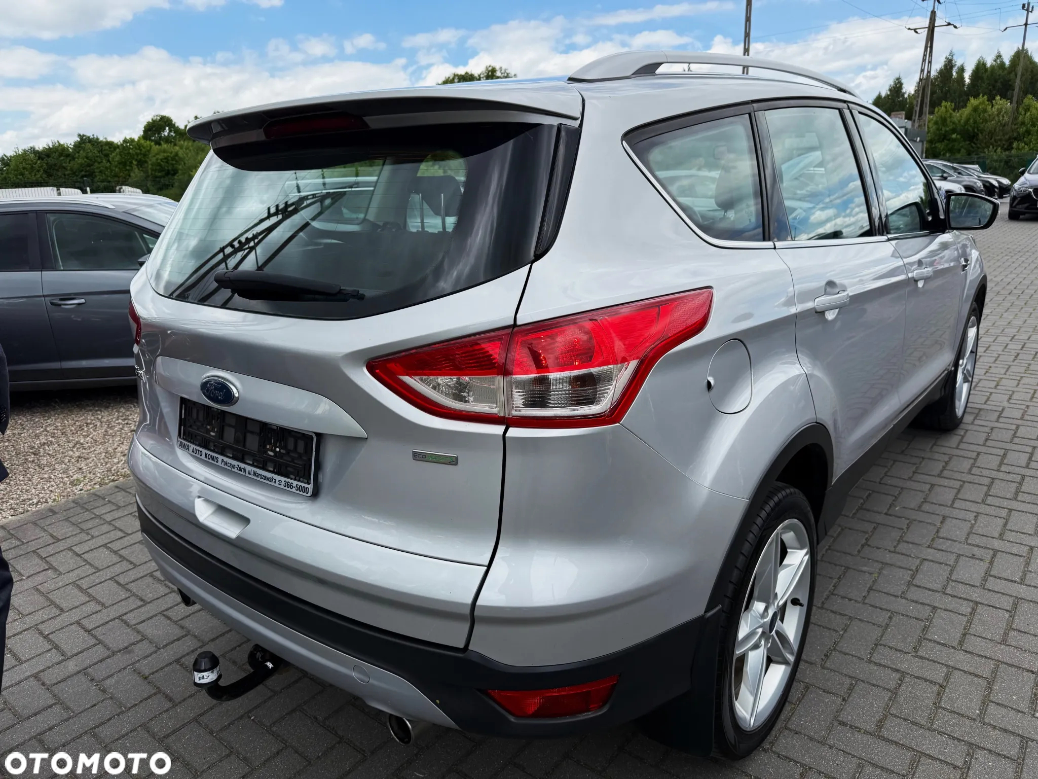 Ford Kuga 1.5 EcoBoost 2x4 Titanium - 4