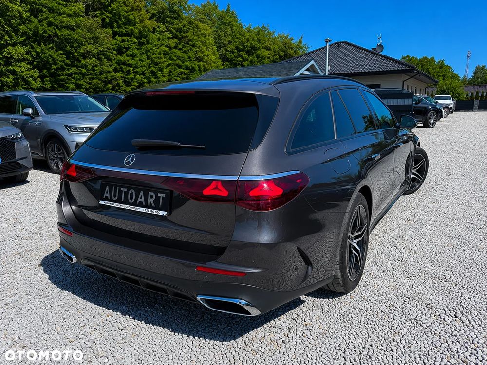 Mercedes-Benz Klasa E 220 d mHEV AMG 9G-Tronic - 16