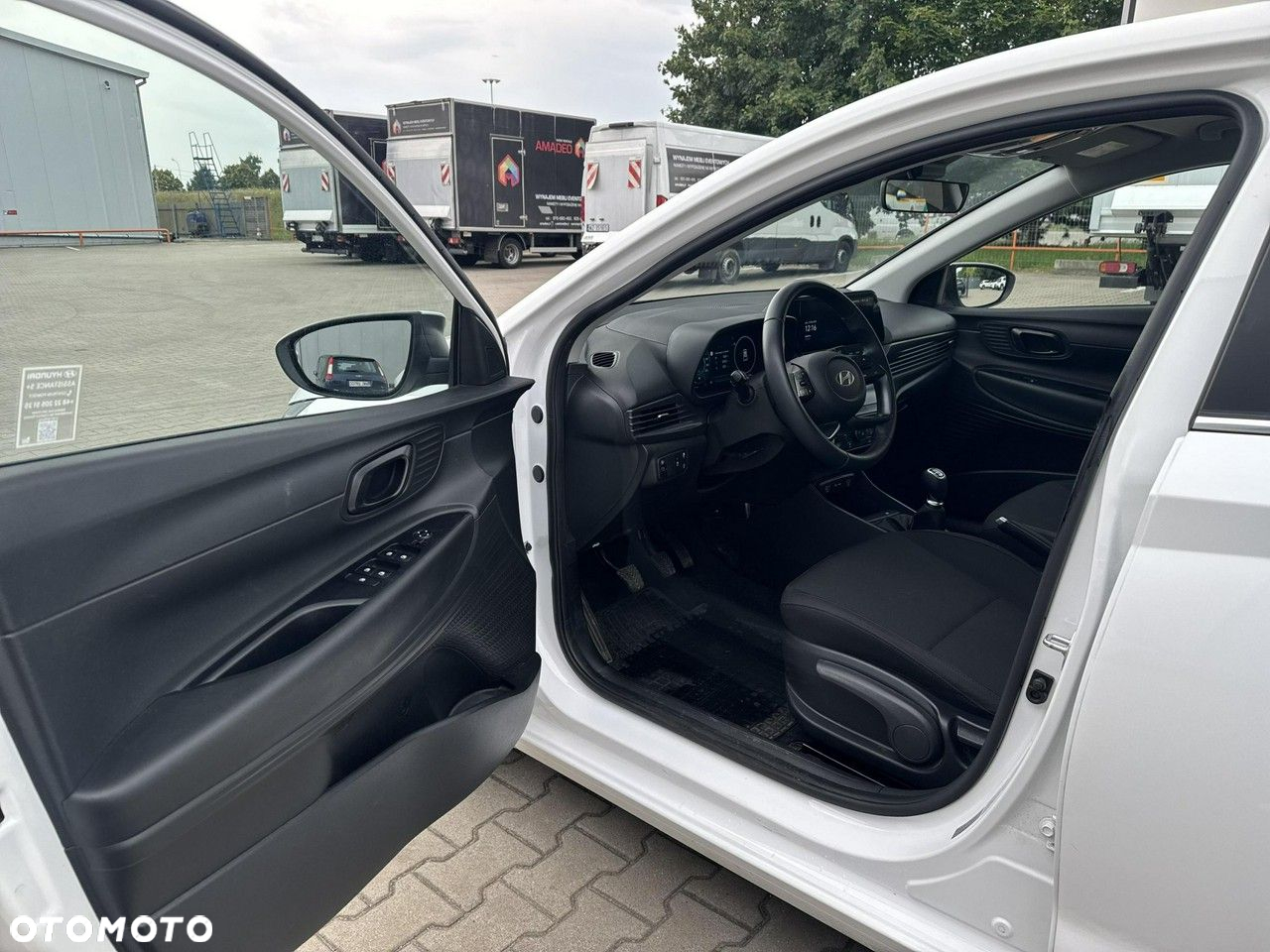 Hyundai i20 1.2 Pure - 10