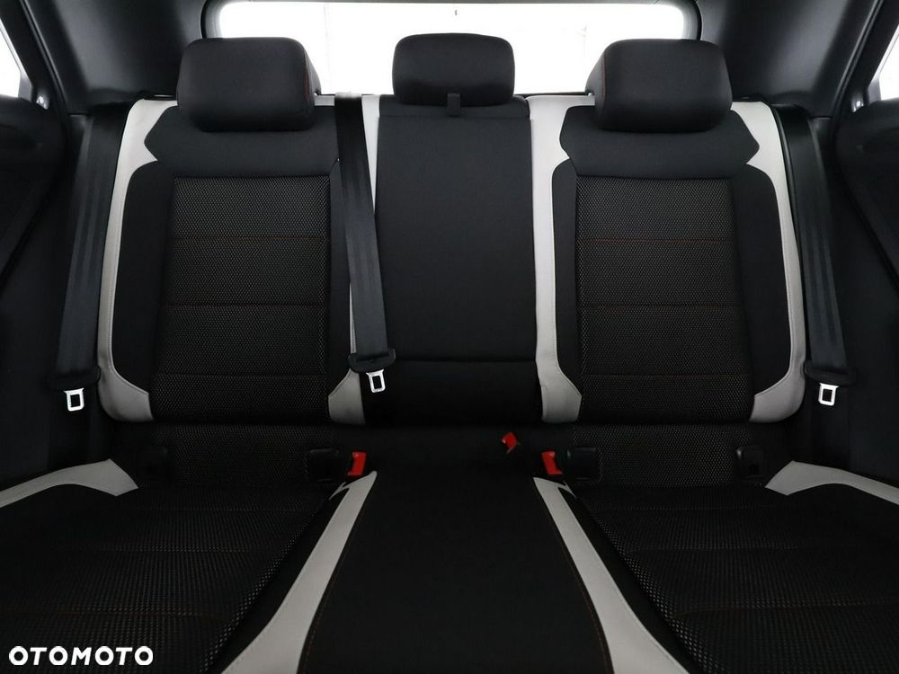 Volkswagen T-Roc 2.0 TDI SCR 4MOTION DSG Sport - 19