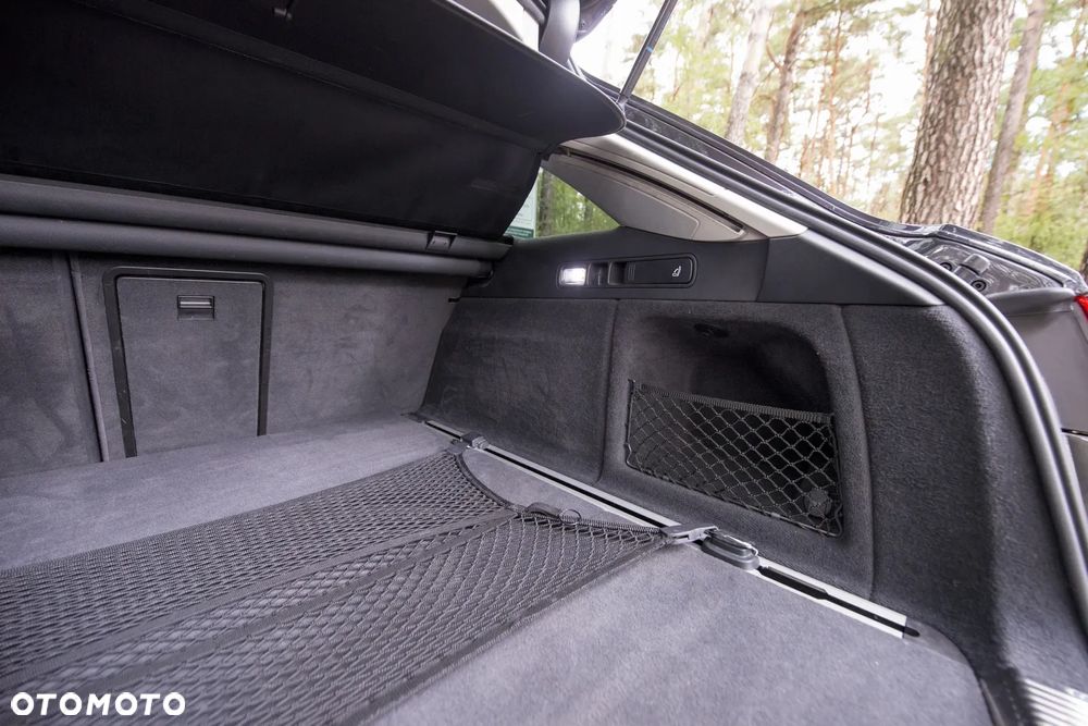 Audi A6 Avant 2.0 TDI quattro S tronic - 31