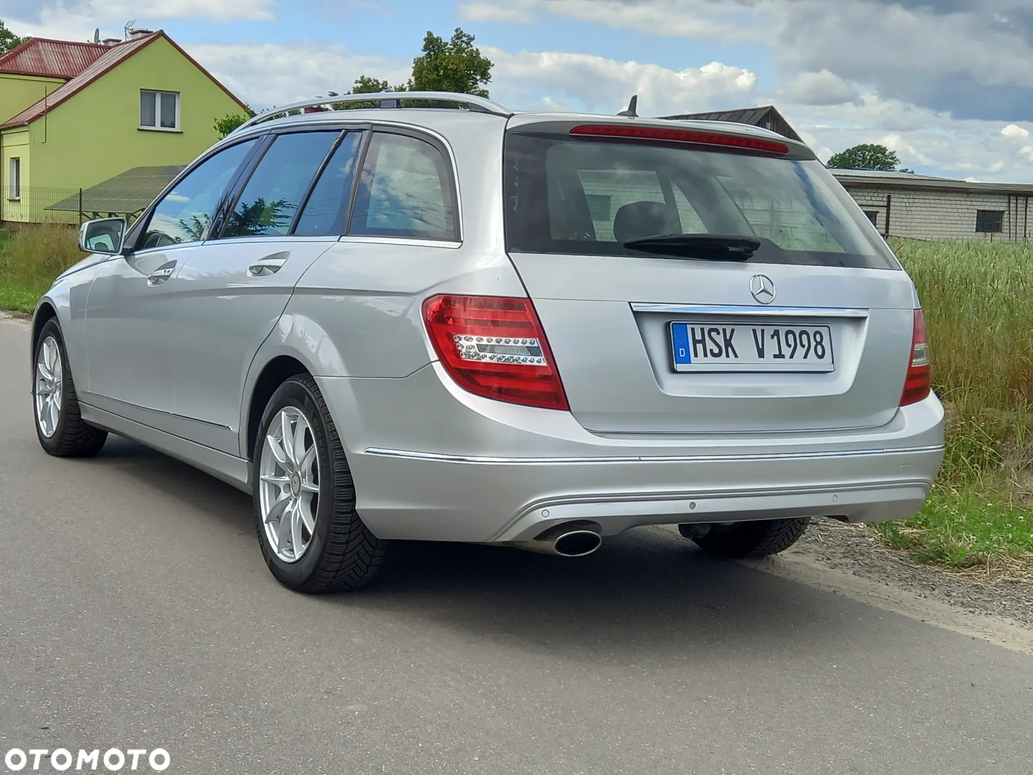 Mercedes-Benz Klasa C 200 T (BlueEFFICIENCY) 7G-TRONIC Elegance - 32